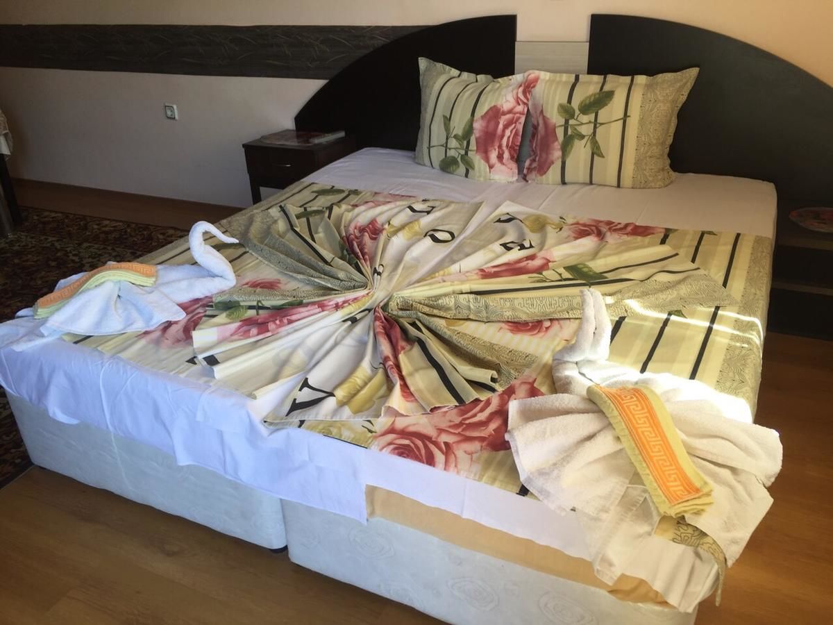 Гостевой дом Violeta 7 Guest House Несебр