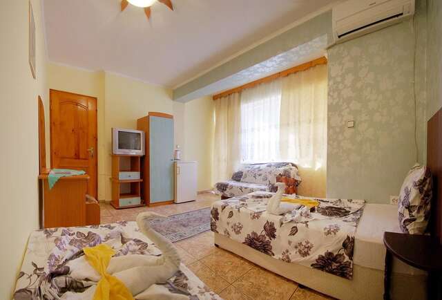 Гостевой дом Violeta 7 Guest House Несебр-20